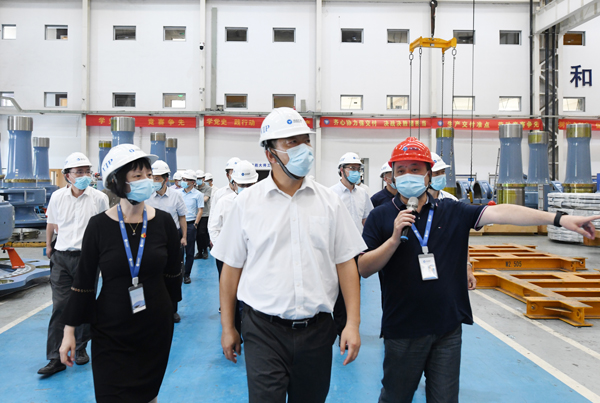 杭州市副市长柯吉欣一行调研yp街机股份